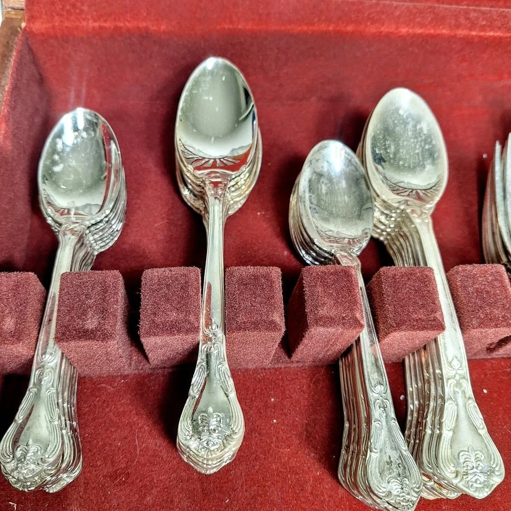 Grand Master Godinger Silverplate 85 Pc Flatware 16 settings + 5 Servers Vintage